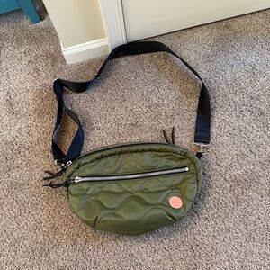shortyLove Cruiser / Quilted Olive Crossbody Bag with Black Strap